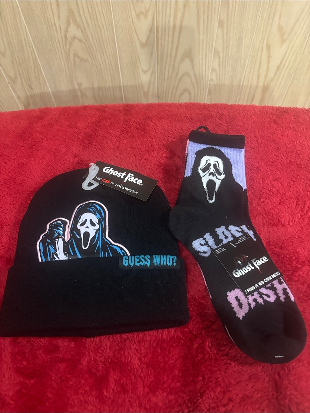 Ghostface hat n two pairs of Ghostface socks